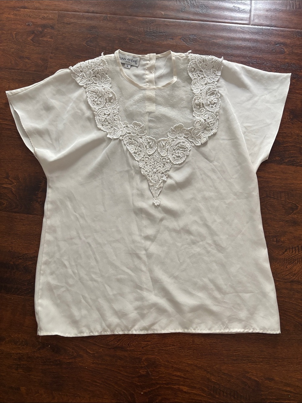 Cream White Lace-Trim Short Sleeve Blouse